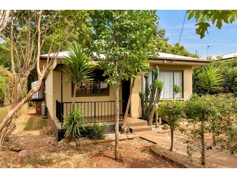 45 Suffolk Street, Rangeville QLD 4350