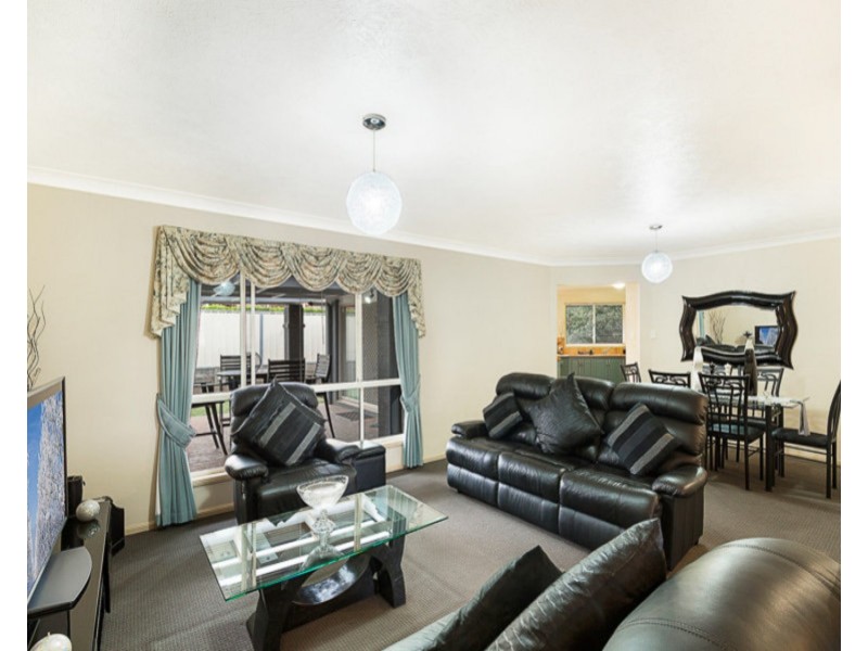 572 Hume Street, Middle Ridge QLD 4350
