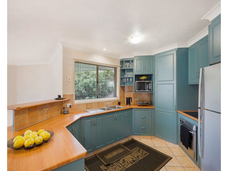 572 Hume Street, Middle Ridge QLD 4350