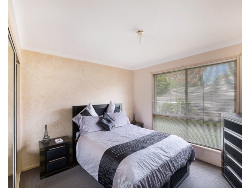 572 Hume Street, Middle Ridge QLD 4350