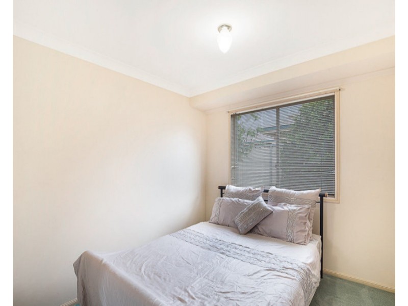 572 Hume Street, Middle Ridge QLD 4350