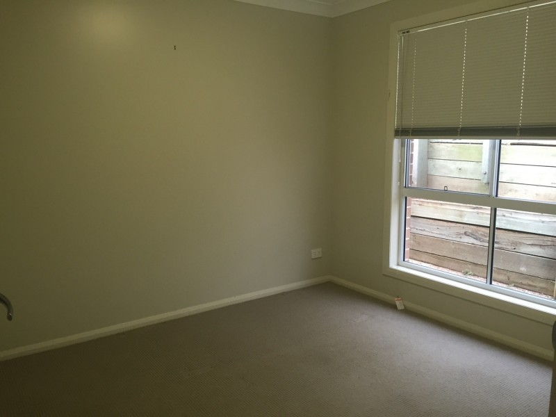 2/15 Horrocks Crescent, Kearneys Spring QLD 4350