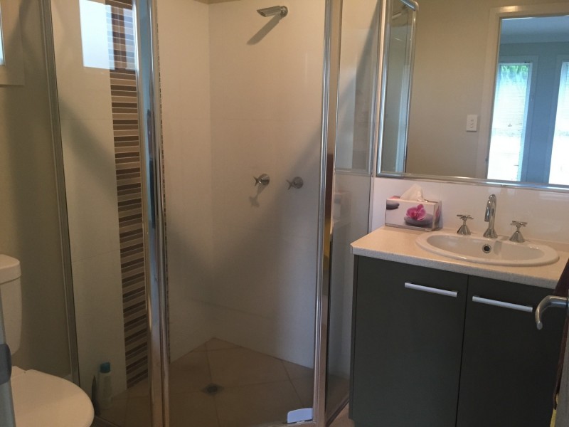 2/15 Horrocks Crescent, Kearneys Spring QLD 4350