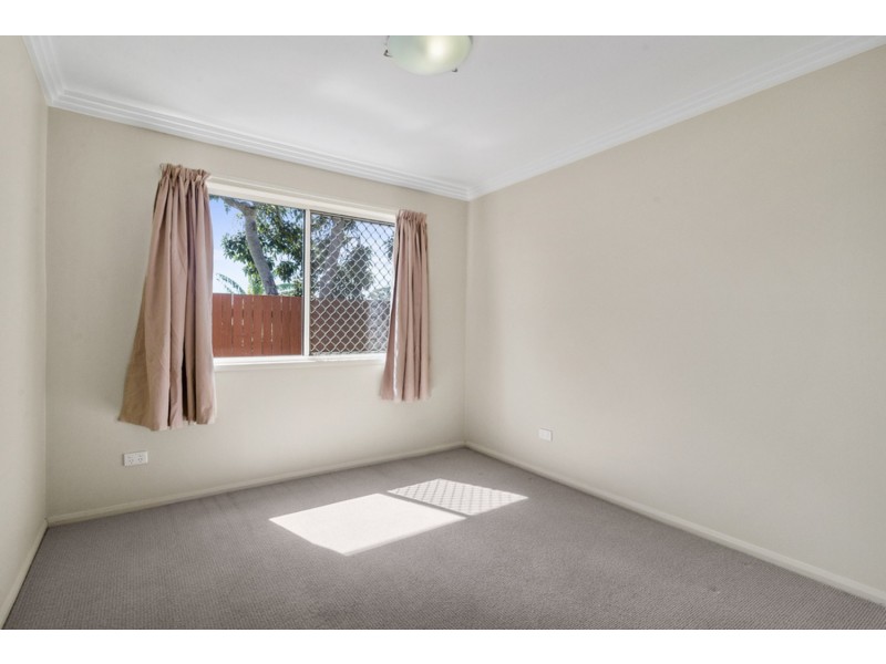 4/10 Lendrum Street, Newtown QLD 4350
