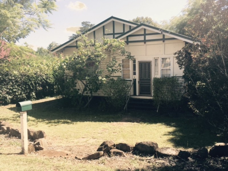 201 South Street, South Toowoomba QLD 4350