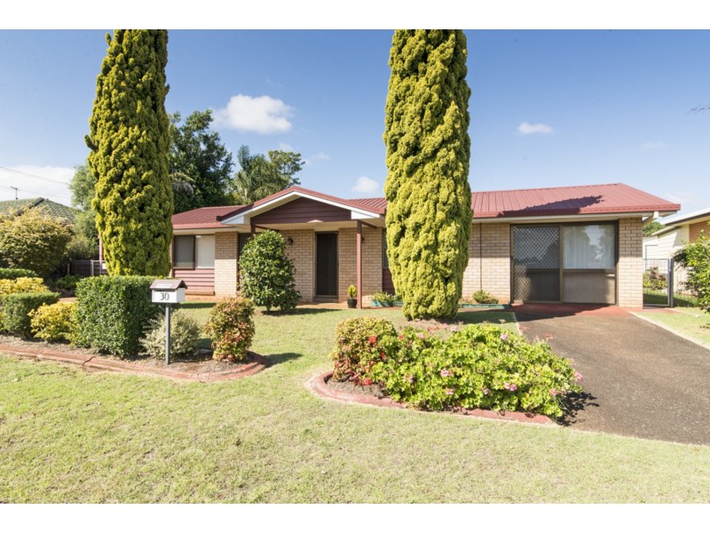 30 Hibiscus Drive, Centenary Heights QLD 4350
