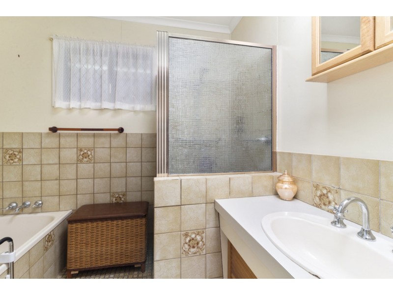 30 Hibiscus Drive, Centenary Heights QLD 4350