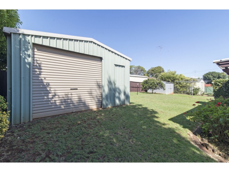 30 Hibiscus Drive, Centenary Heights QLD 4350