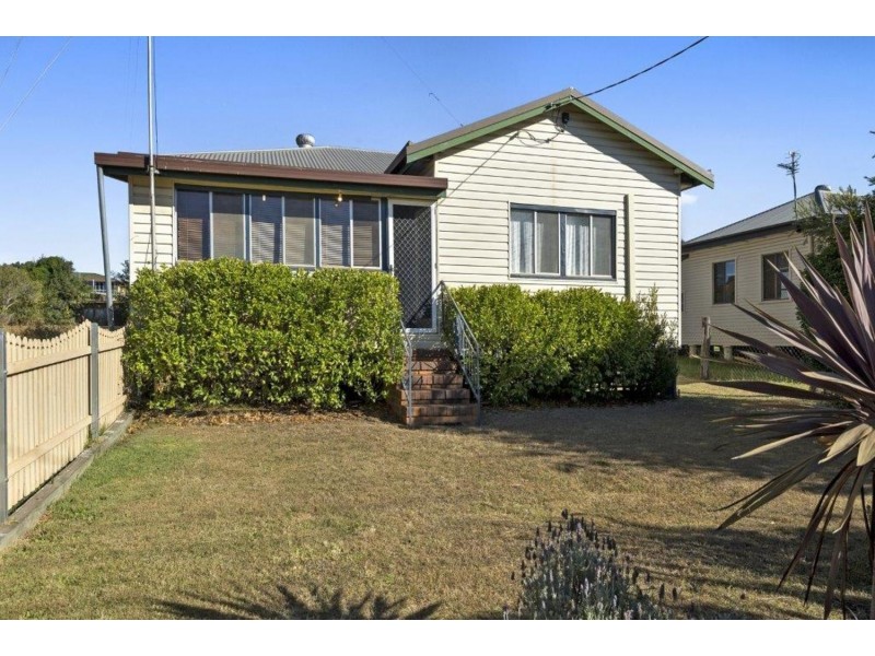 40 Dalmeny Street, Wilsonton QLD 4350