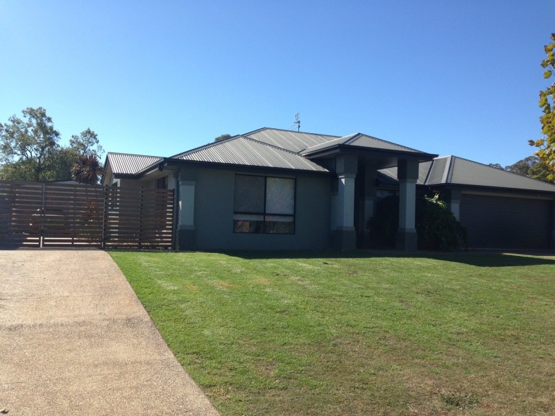 31 Nioka Drive, Highfields QLD 4352