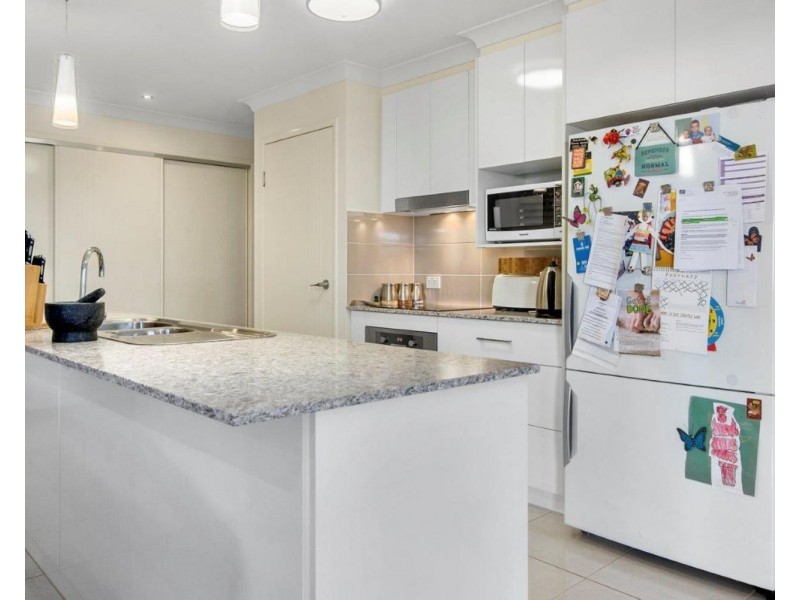 28  Pugh Street, Middle Ridge QLD 4350