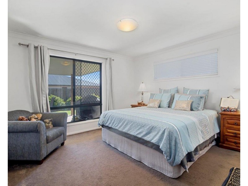 28  Pugh Street, Middle Ridge QLD 4350