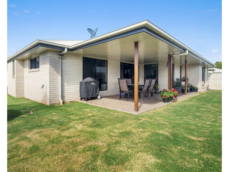 28  Pugh Street, Middle Ridge QLD 4350