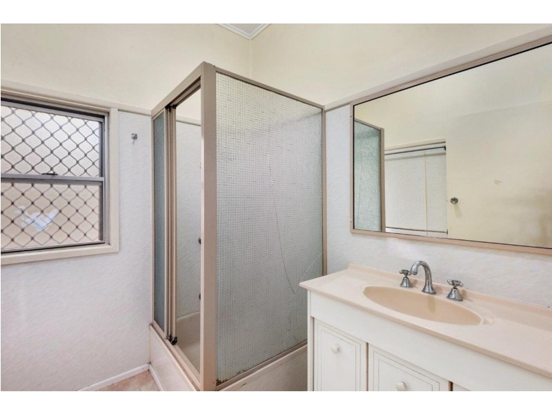 413 Alderley Street, Harristown QLD 4350