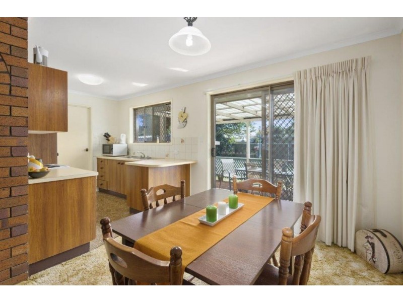 21 Cambridge Street, Harristown QLD 4350