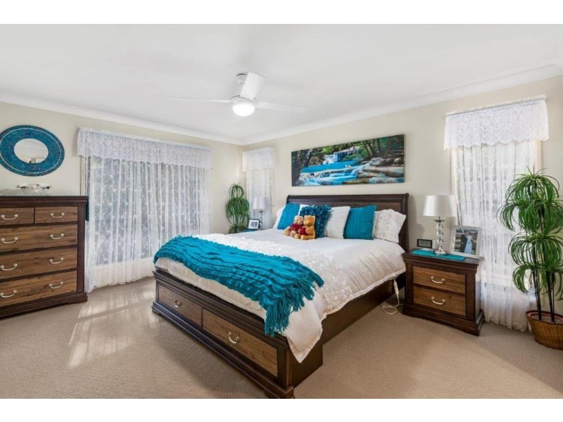 18 Redlands Drive, Gowrie Junction QLD 4352