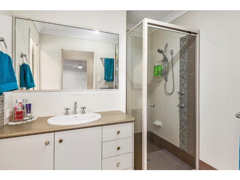 18 Redlands Drive, Gowrie Junction QLD 4352