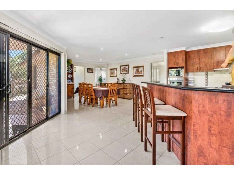 18 Redlands Drive, Gowrie Junction QLD 4352