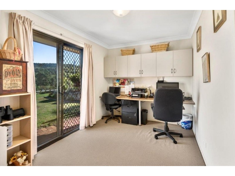 18 Redlands Drive, Gowrie Junction QLD 4352
