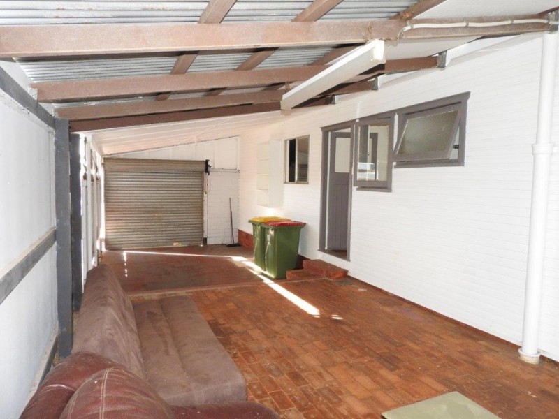 317 Tor Street, Wilsonton QLD 4350