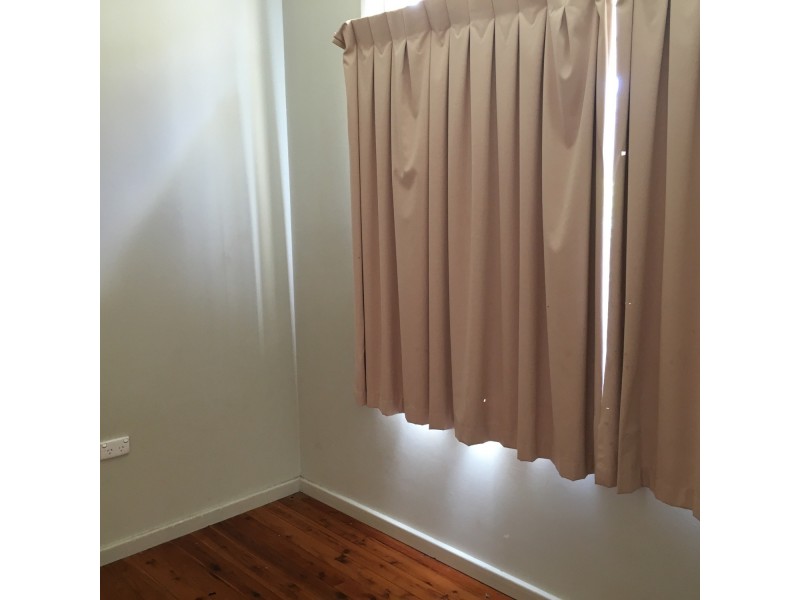 2A Macquarie Street, Centenary Heights QLD 4350