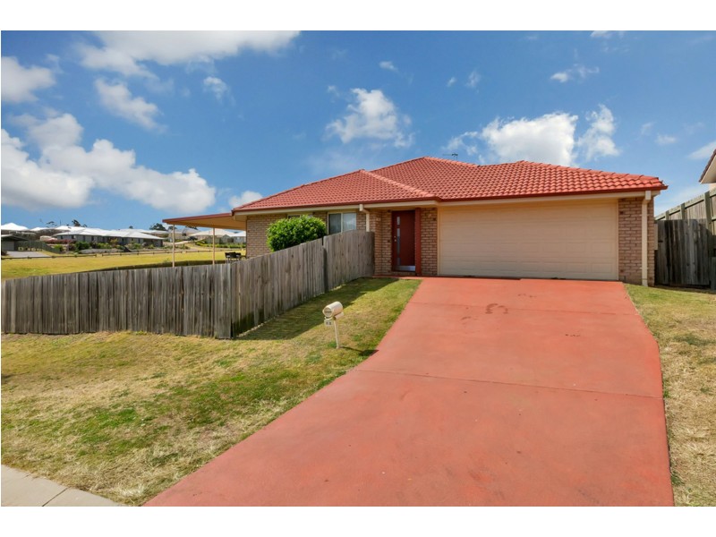 2/2 Justice Close, Glenvale QLD 4350