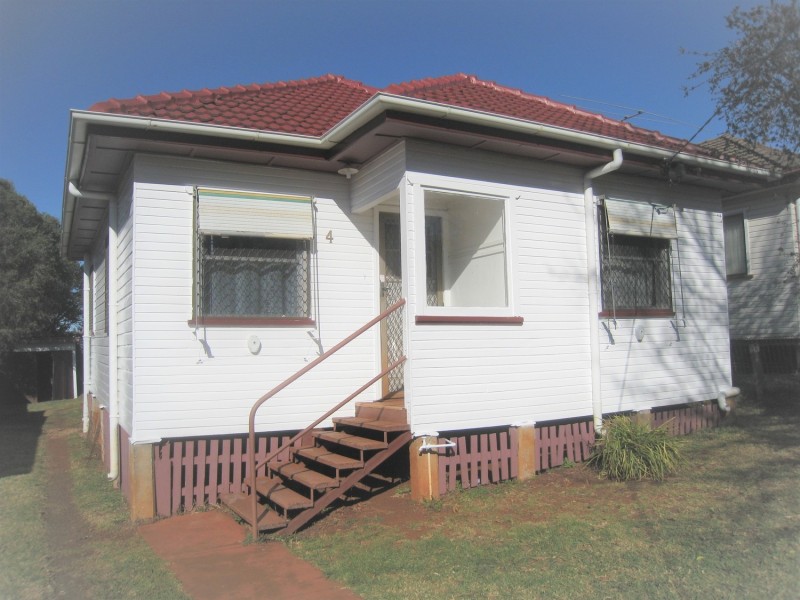 4 Dodd Street, Newtown QLD 4350