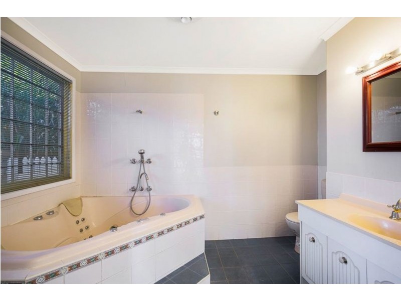 13 Mallon Street, Rangeville QLD 4350