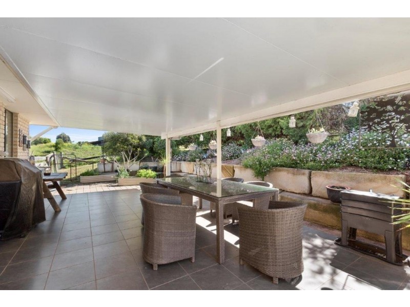 8 Palmer Drive, Highfields QLD 4352