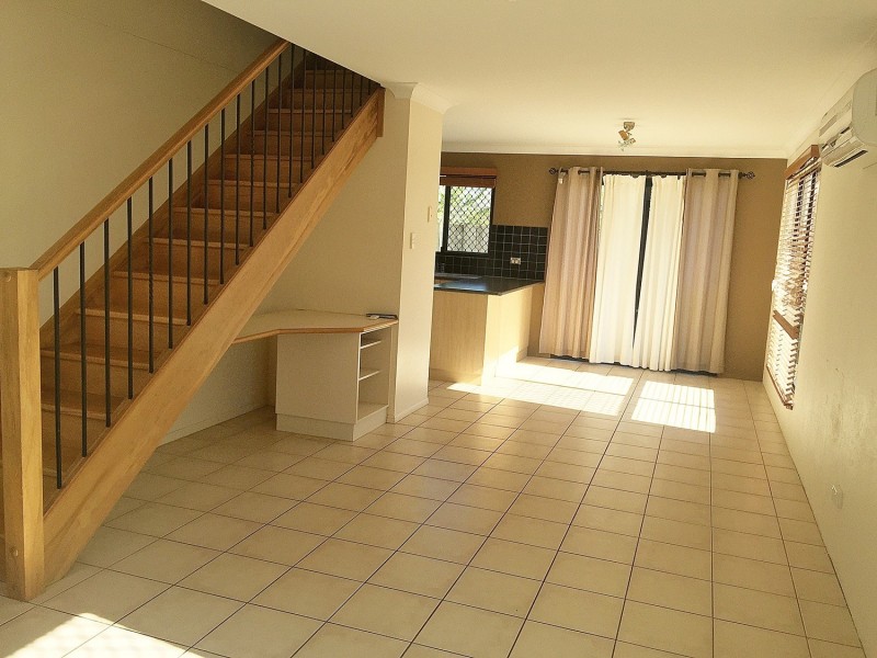 4/16 Pascoe Lane, Mount Lofty QLD 4350