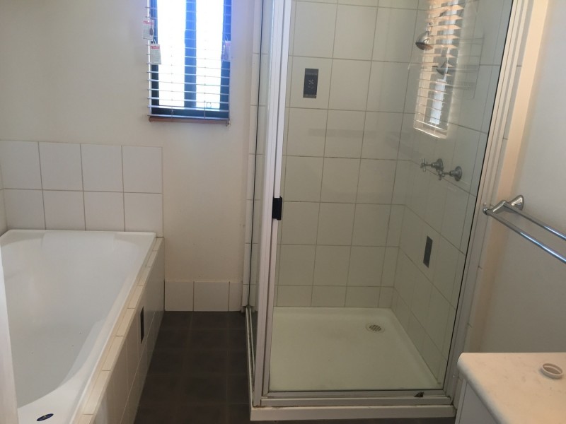 4/16 Pascoe Lane, Mount Lofty QLD 4350