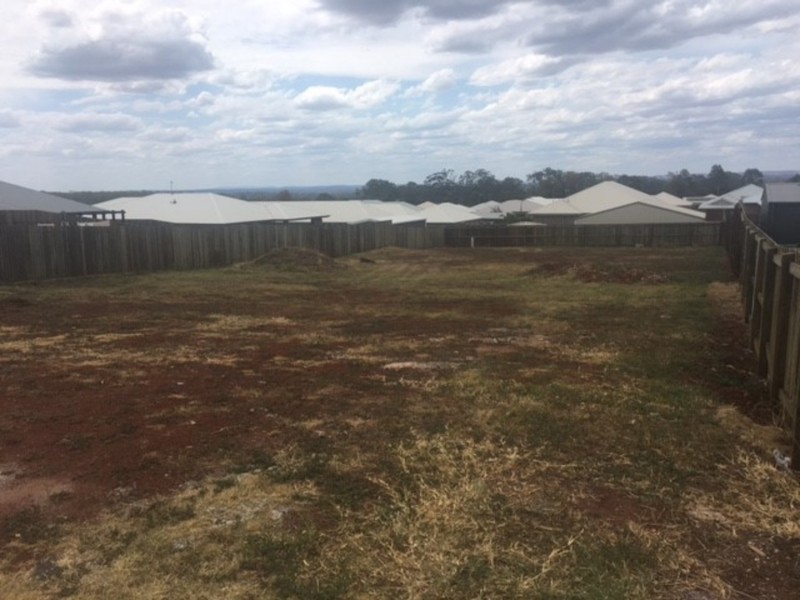 4 Webcke Crescent, Kleinton QLD 4352
