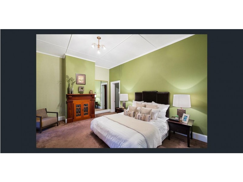 46 Hursley Road, Newtown QLD 4350