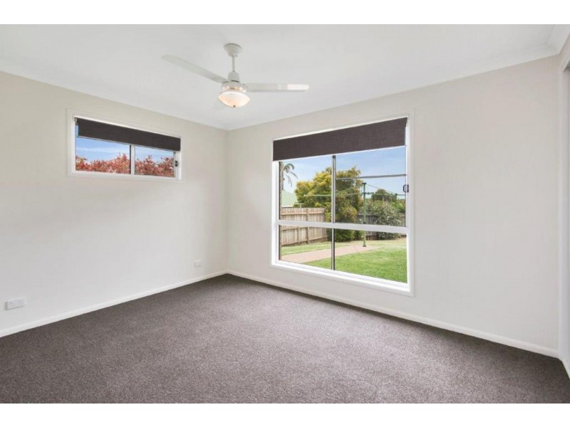 24 Gainsborough Drive, Glenvale QLD 4350