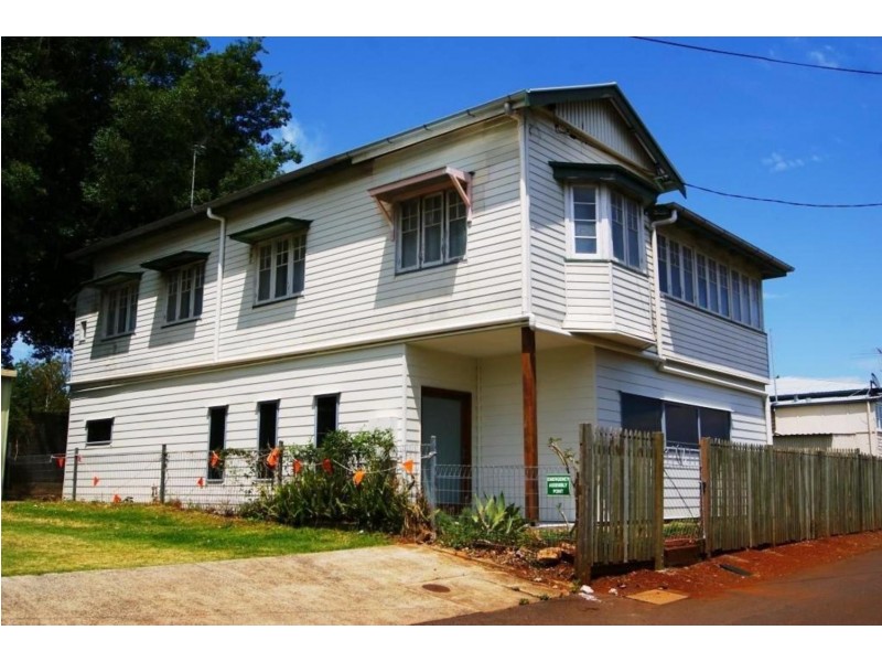 6 William Street, East Toowoomba QLD 4350