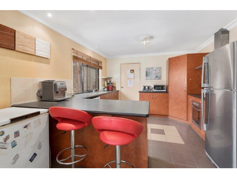 231 New England Highway, Harlaxton QLD 4350