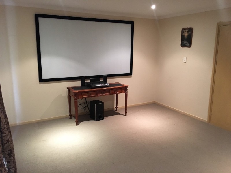 231 New England Highway, Harlaxton QLD 4350