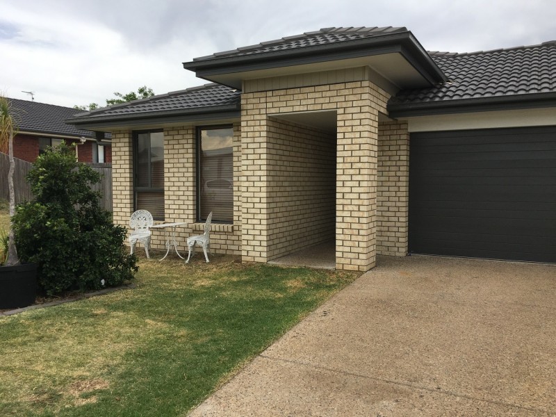 5 Colbar Street, Pittsworth QLD 4356