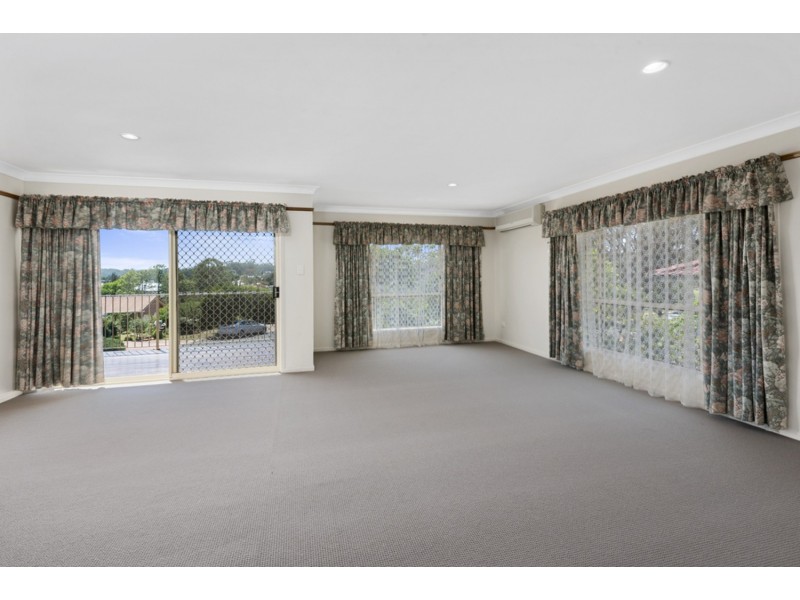 5 Tulip Court, Middle Ridge QLD 4350