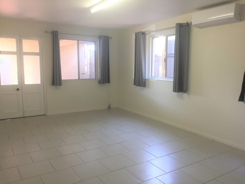 2/15a John Street, East Toowoomba QLD 4350
