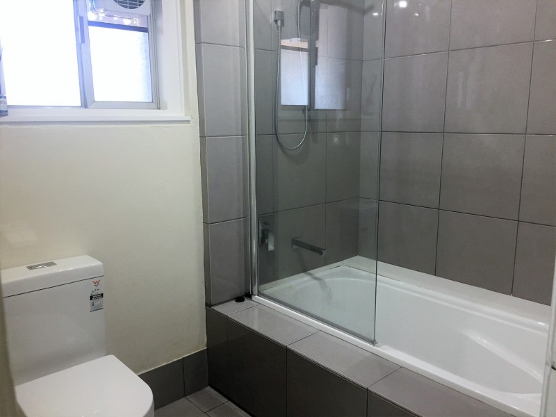 2/15a John Street, East Toowoomba QLD 4350