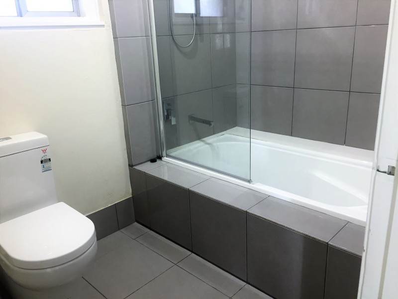 2/15a John Street, East Toowoomba QLD 4350