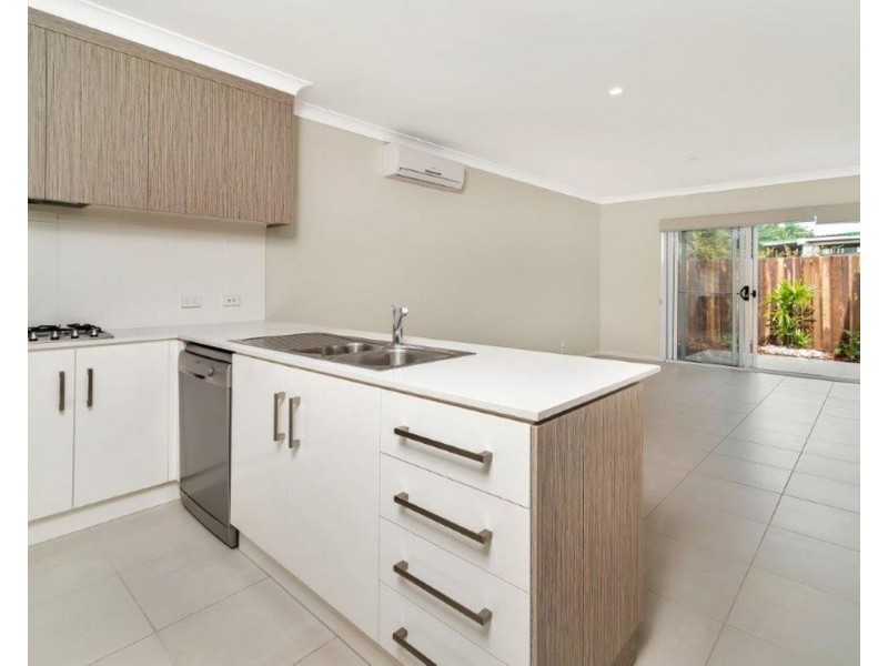 2/99 Long Street, South Toowoomba QLD 4350