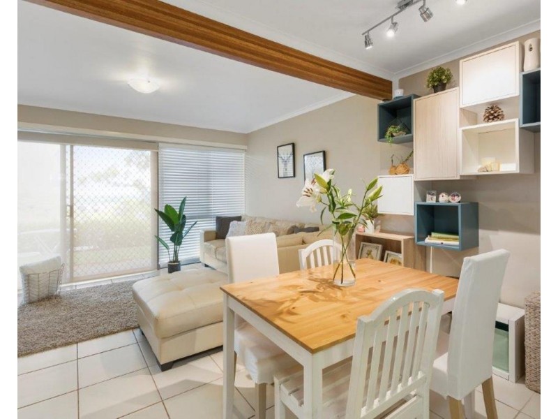 27/2 Benjamin Street, Mount Lofty QLD 4350