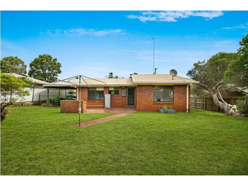 17 Poinciana Street, Newtown QLD 4350