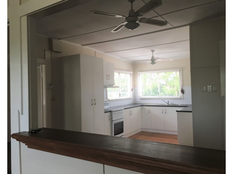 494 Greenwattle Street, Wilsonton Heights QLD 4350