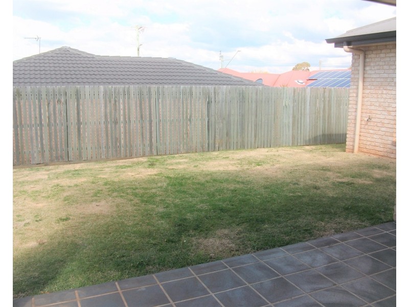 32 Jack Street, Darling Heights QLD 4350