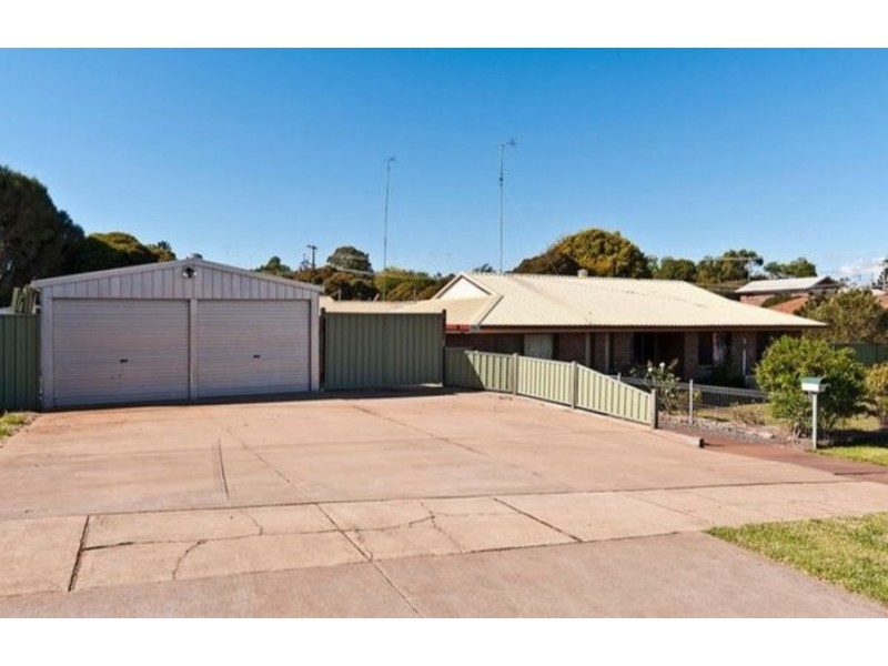 82 McDougall Street, Wilsonton QLD 4350