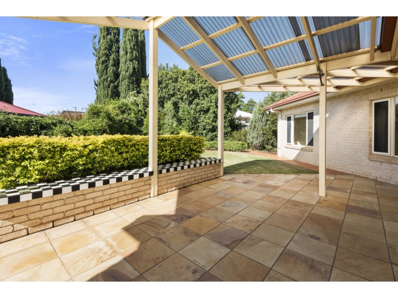 8 Poppy Court, Middle Ridge QLD 4350