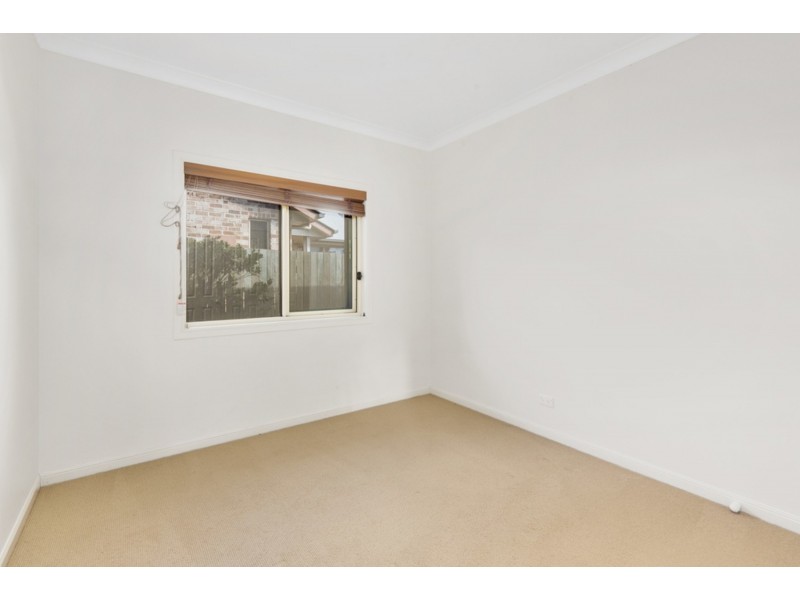 8 Poppy Court, Middle Ridge QLD 4350